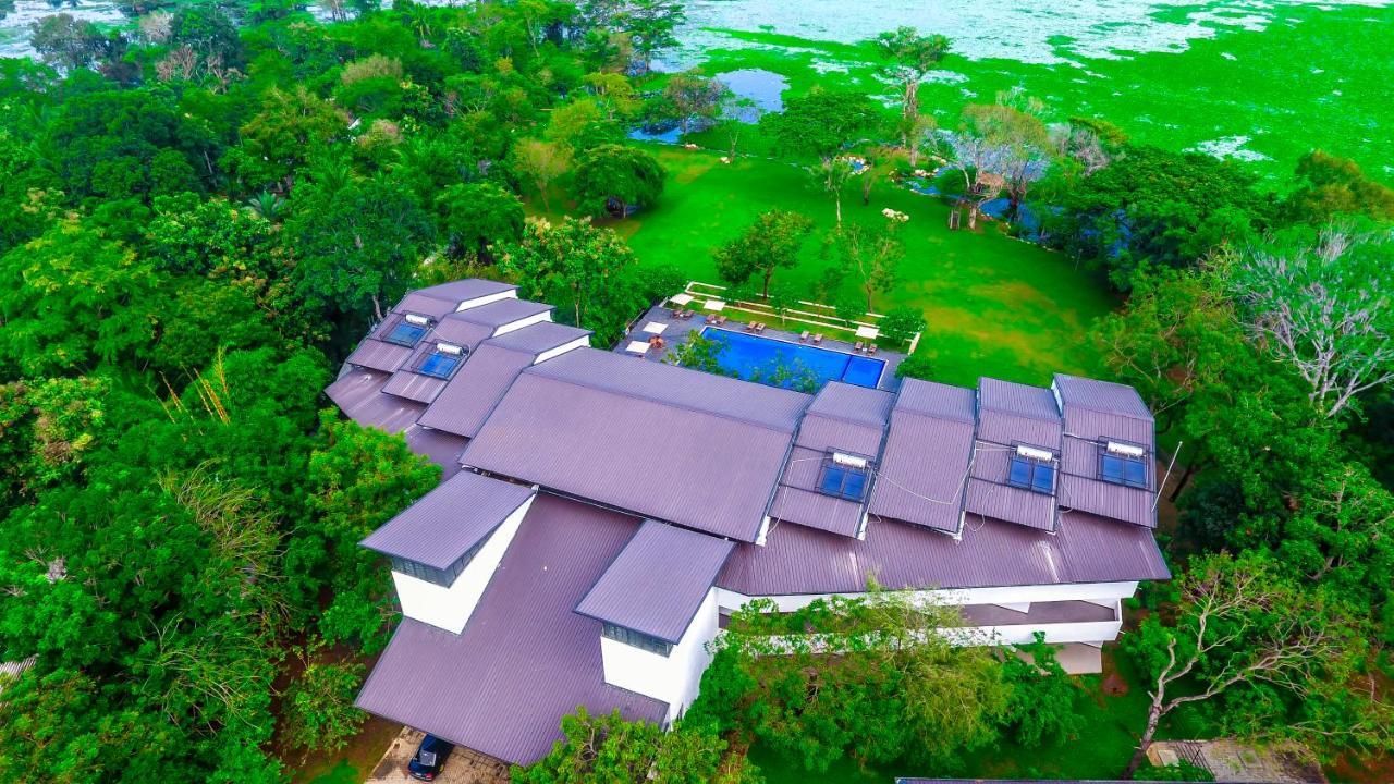 Grand Tamarind Lake Kataragama Extérieur photo