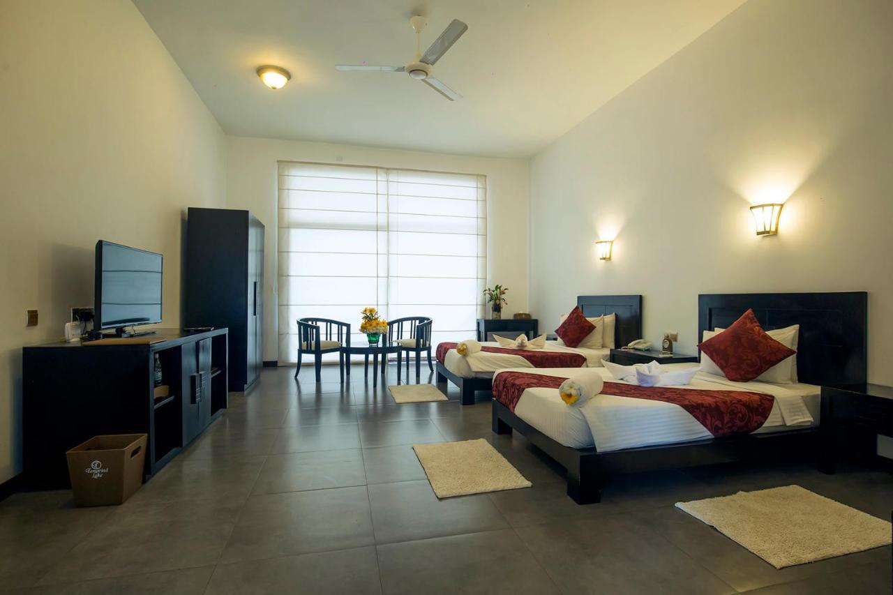 Grand Tamarind Lake Kataragama Extérieur photo