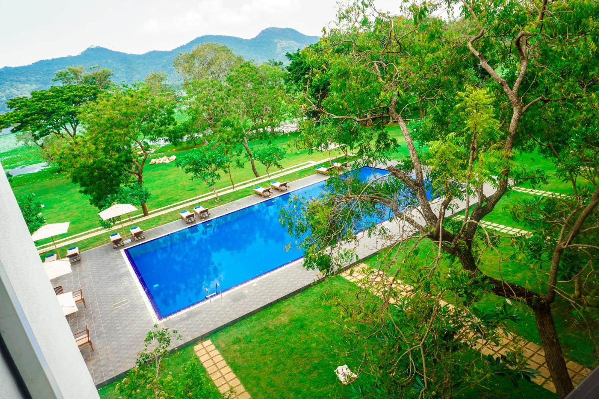 Grand Tamarind Lake Kataragama Extérieur photo